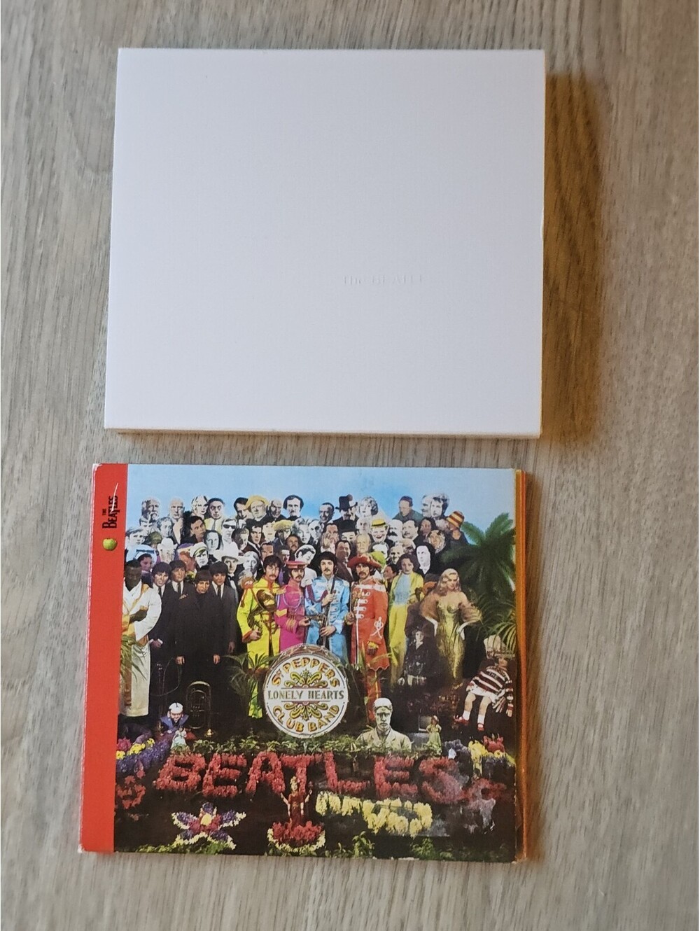 The Beatles 2009 Remastered CD Lot White Album & Sgt Peppers Lonely Hearts Club